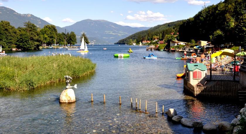 Fruehstueckspension Haus Golker Seeboden Kültér fotó