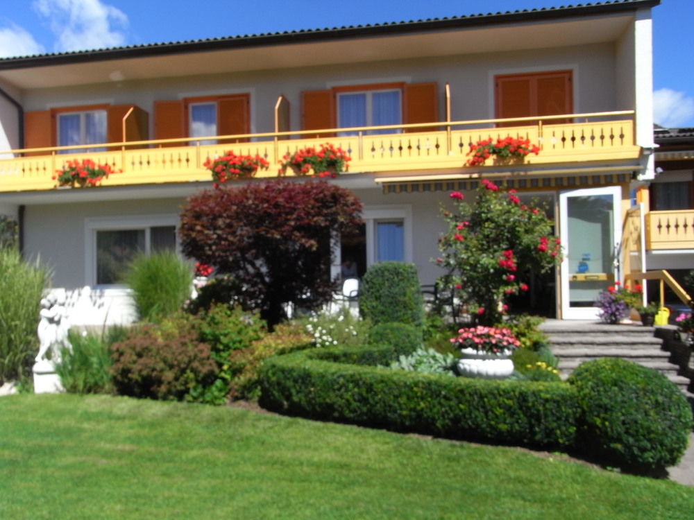 Fruehstueckspension Haus Golker Seeboden Kültér fotó